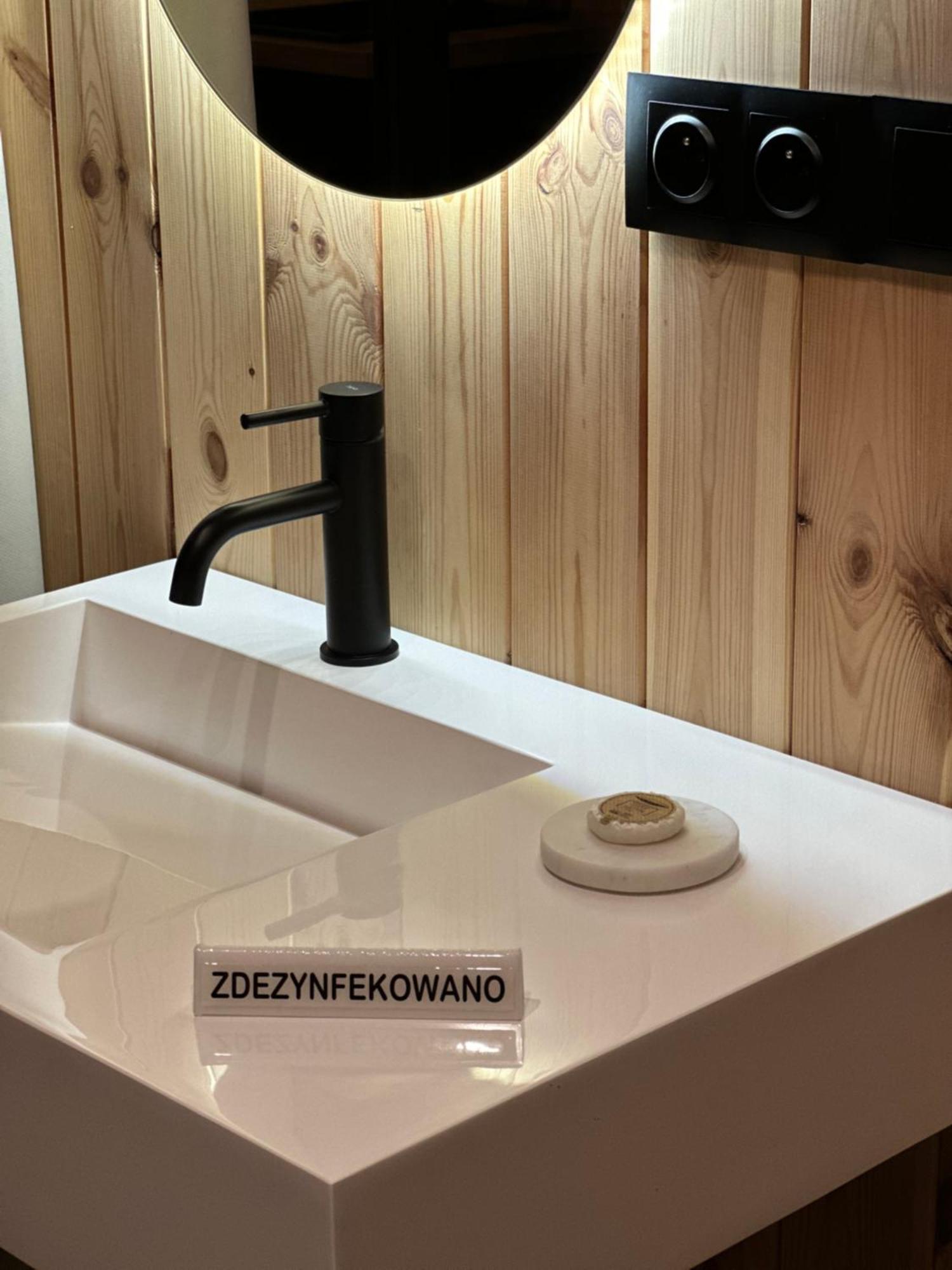 Brown Deer - Z Sauna Na Tarasie, Jacuzzi I Widokiem Na Gory - By Deer Hills Luxury Apartments Kocon Exterior foto